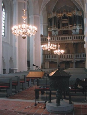 Restaurierung der Kronleuchter in Harsefeld
