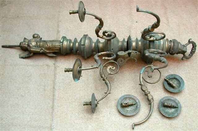 Restaurierung der Leuchter 