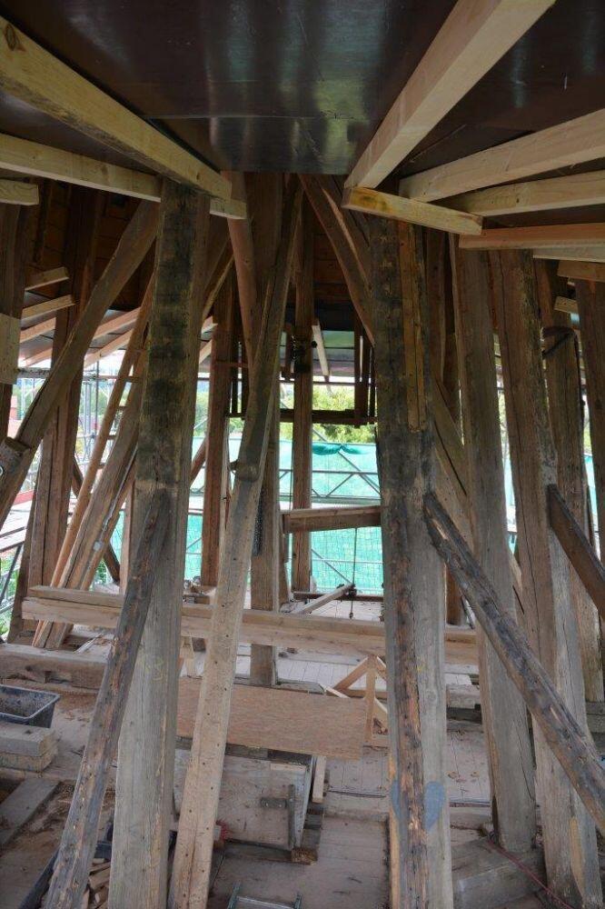 Restaurierung Wetterhahn der Kirche in Holle