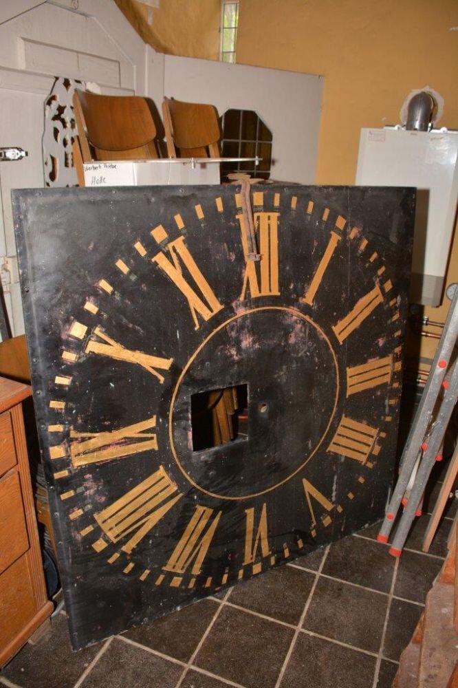 Restaurierung Wetterhahn der Kirche in Holle