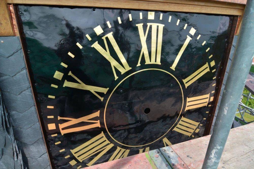 Restaurierung Wetterhahn der Kirche in Holle