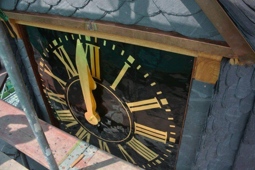 Restaurierung Wetterhahn der Kirche in Holle