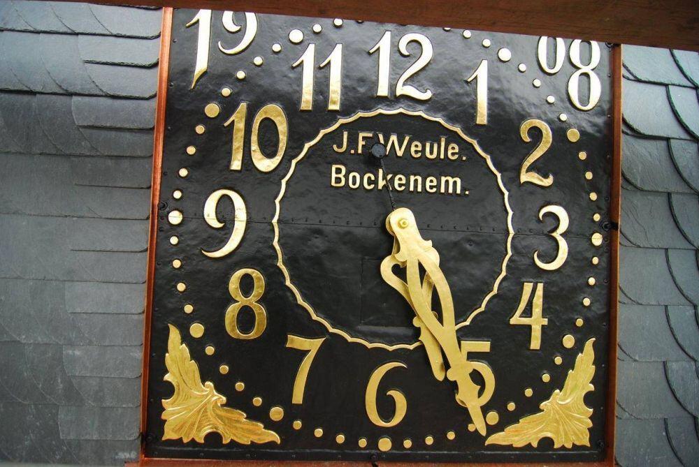 Restaurierung Ziffernblatt