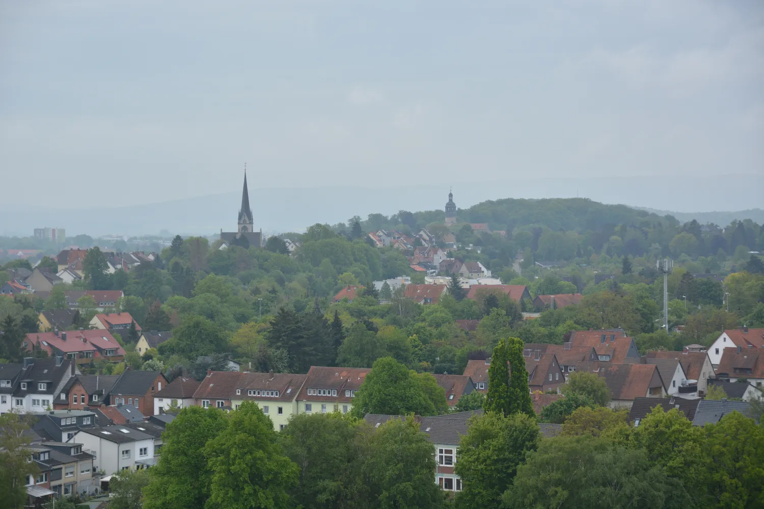 Restaurierung der Turmuhren und der Wetterfahne in Hildesheim Himmelsth&uuml;r St. Pauluskirche