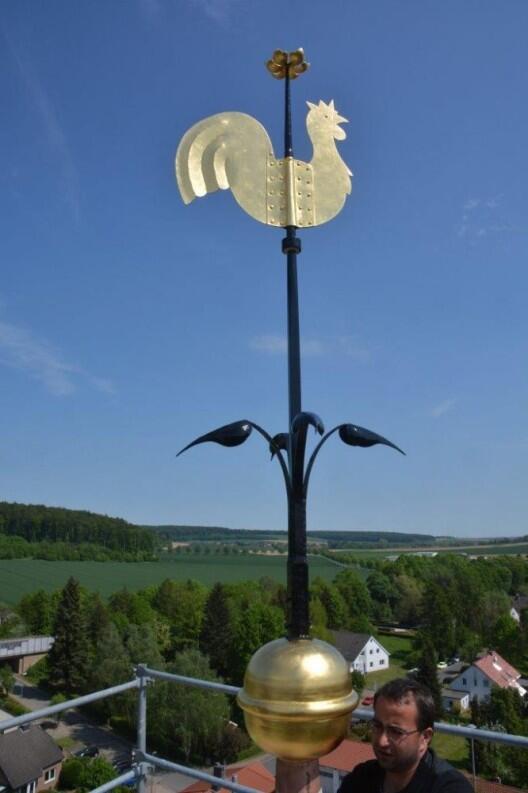 Restaurierung Wetterhahn der Kirche in Holle