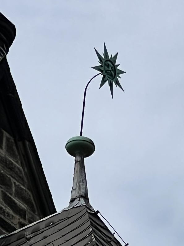 Restaurierung Hannover - Kirche Herrenhausen: Sonne
