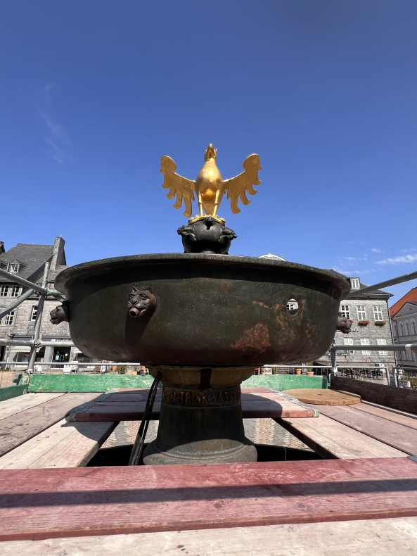 Restaurierung Marktbrunnen Goslar - Fertiggestellter Brunnen