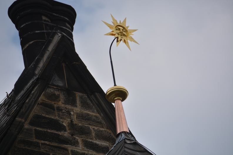 Restaurierung Hannover - Kirche Herrenhausen: Sonne