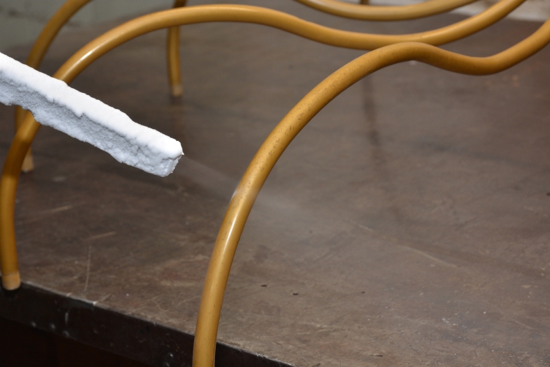 Restaurierung von Aluminiumkronleuchtern in der evangelisch lutherischen Kirche in Springe durch